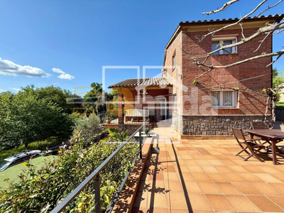 Local en Riells y Viabrea Girona