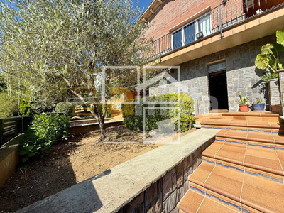 Local en Riells y Viabrea Girona