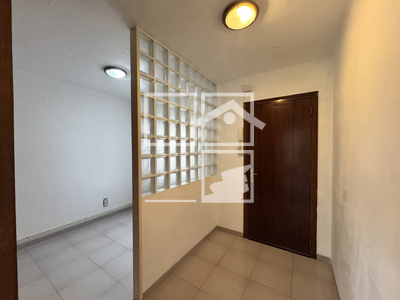 Local en Olot Girona