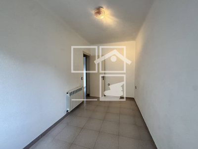 Local en Olot Girona