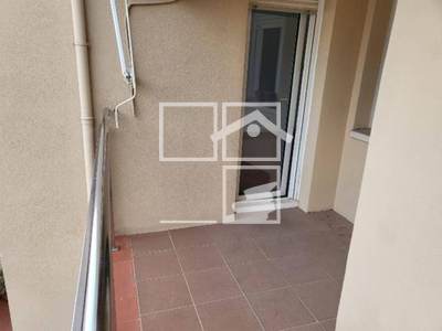 Inmueble en Calle Guifré   100 3º , Barcelona