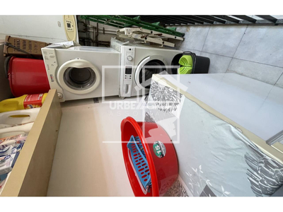 Local en Calle Pere Sanfeliu    1º , Barberà del Vallès Barcelona